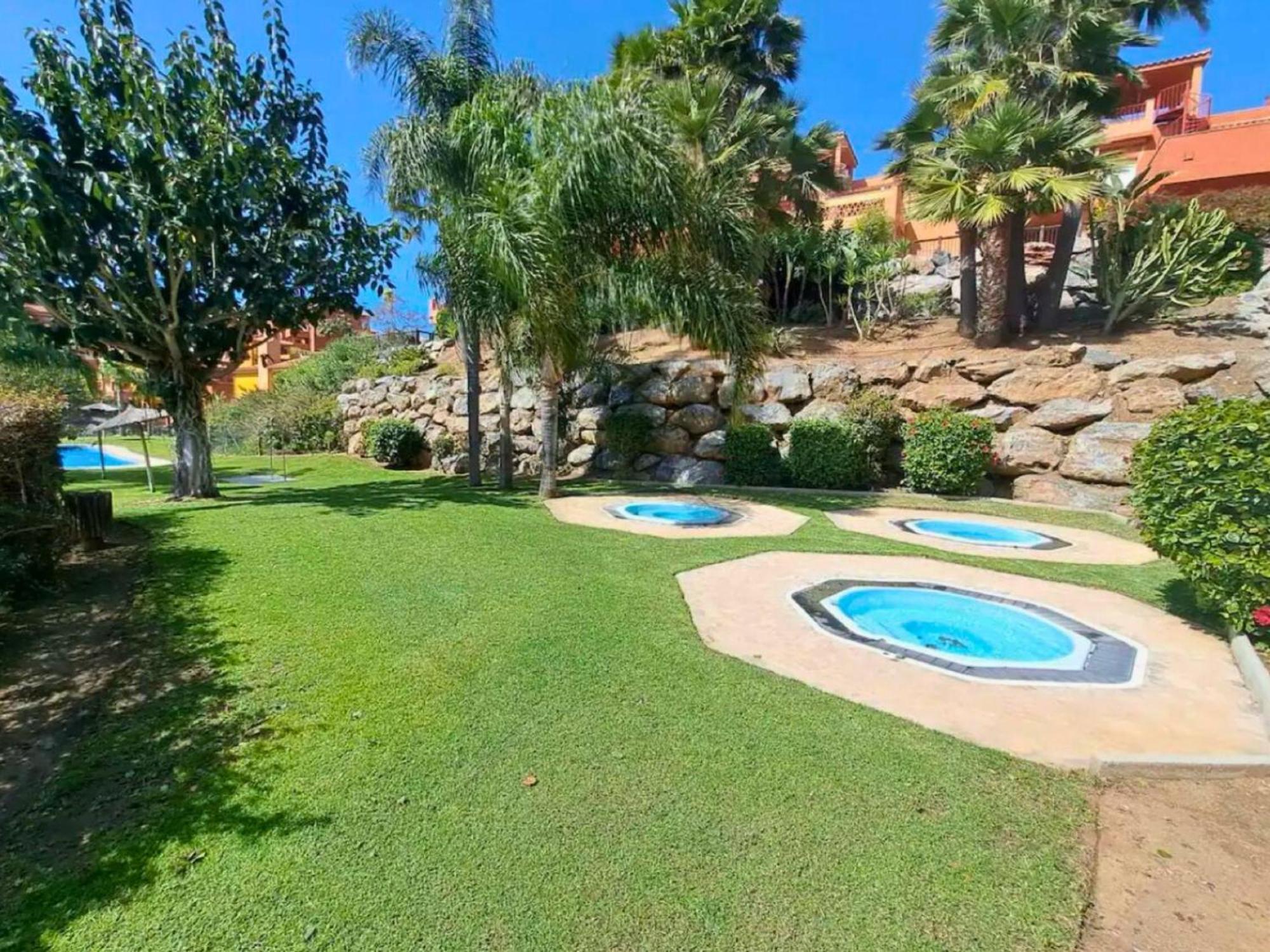 Two Bedroom Penthouse Marbella, With Sea Views Near Golf And Beaches *
