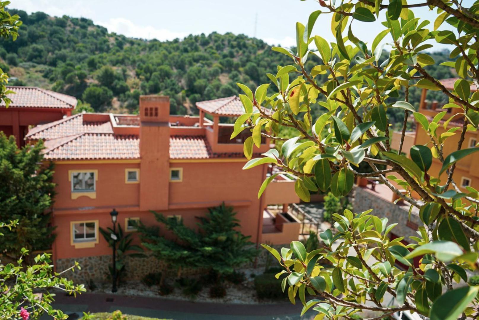 Two Bedroom Penthouse Marbella, With Sea Views Near Golf And Beaches * Marbella