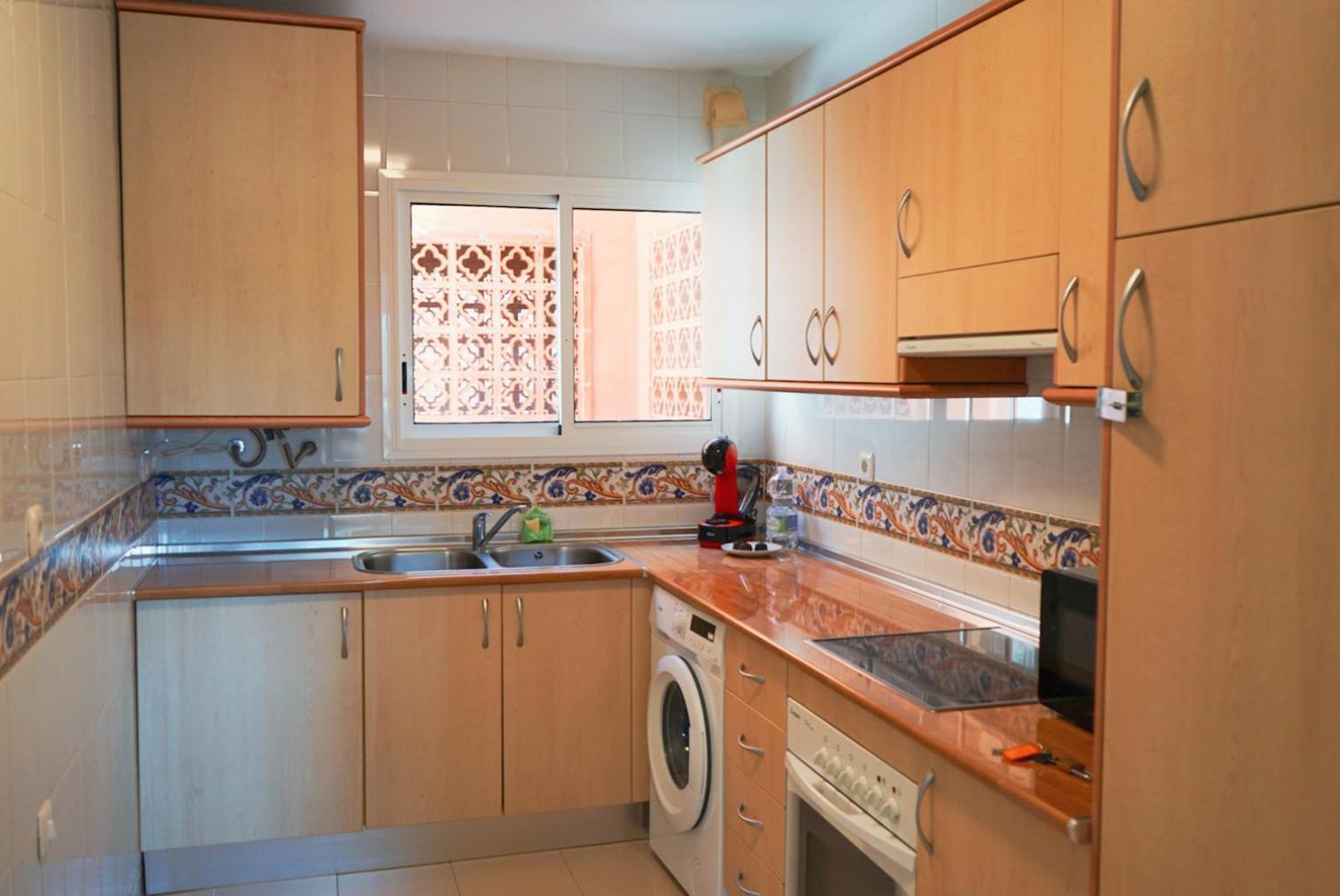 Apartamento Two Bedroom Penthouse Marbella, With Sea Views Near Golf And Beaches *